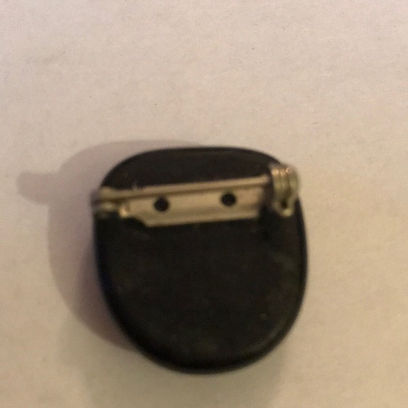 Vintage glass brooch - Picture 2 of 4